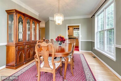 7755 Rockburn Dr, Ellicott City, MD 21043 - photo 5