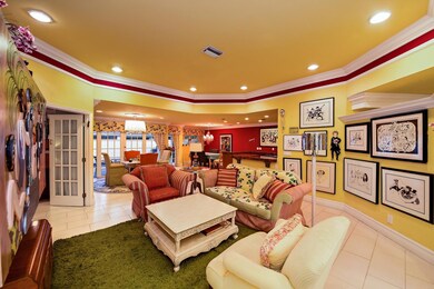 02_20508LinksviewWay_1_LivingRoom_Custom