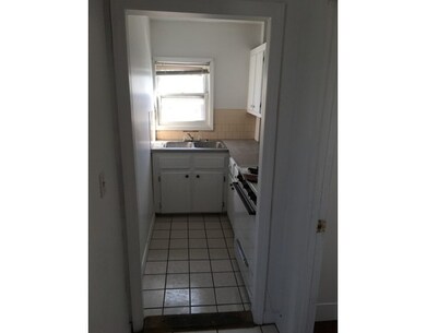 670 Plymouth Ave unit 6, Fall River, MA 02721 - photo 6