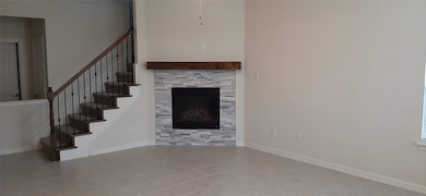 325 Kennewick Dr, Garland, TX 75044 - photo 3