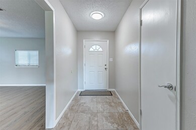 1627 Brumbelow St, Rosenberg, TX 77471 - photo 5