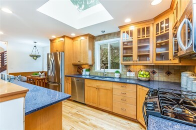 8046 SE 72nd St, Mercer Island, WA 98040 - photo 7