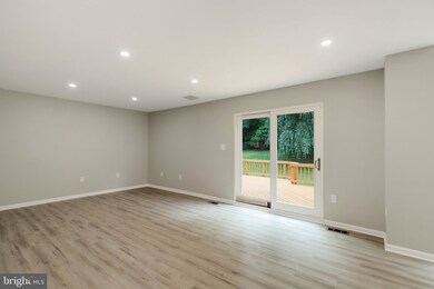 7727 Willow Hill Dr, Hyattsville, MD 20785 - photo 7