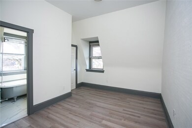 304 Broadway unit 4, Newport, RI 02840 - photo 7