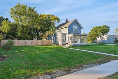 402 6th St SW, Altoona, IA 50009 - photo 4