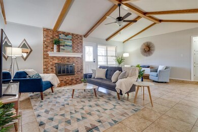 2141 Mountainview Dr, Hurst, TX 76054 - photo 2