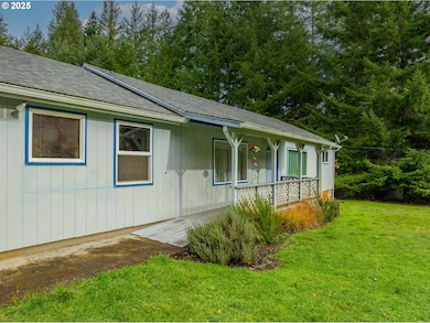 93521 Pleasant Valley Ln, Myrtle Point, OR 97458 - photo 6