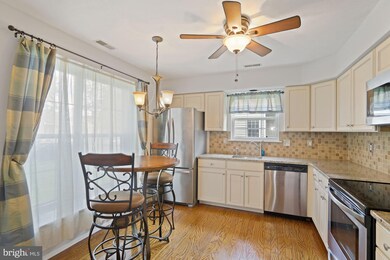 946 Larkspur Place S, Mount Laurel, NJ 08054 - photo 2