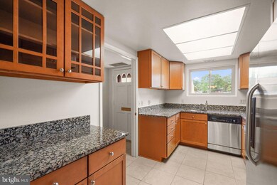 3410 Chiswick Ct, Silver Spring, MD 20906 - photo 7