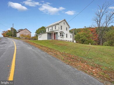 16 E Schmaltzdahl Rd, New Ringgold, PA 17960 - photo 2