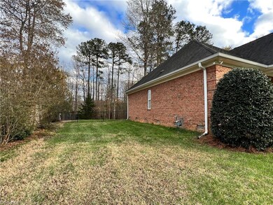 1180 Chamberlin Dr, Asheboro, NC 27205 - photo 3