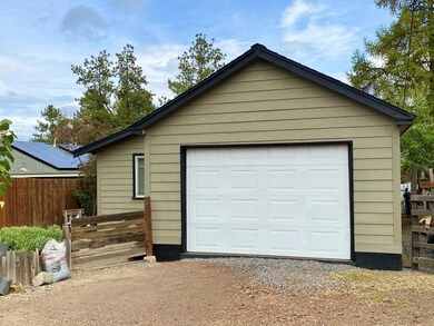 363 NW Columbia St, Bend, OR 97701 - photo 3