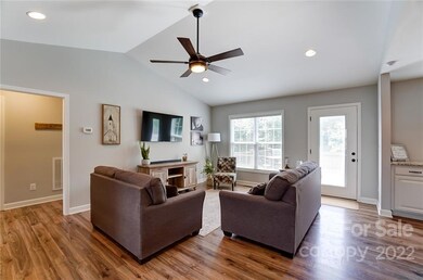 132 Loneheart Ln, Statesville, NC 28625 - photo 5