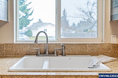 1056 Summer Breeze Dr N, Keizer, OR 97303 - photo 6