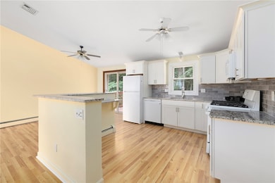 40 Rockcrest Dr, Cranston, RI 02920 - photo 3