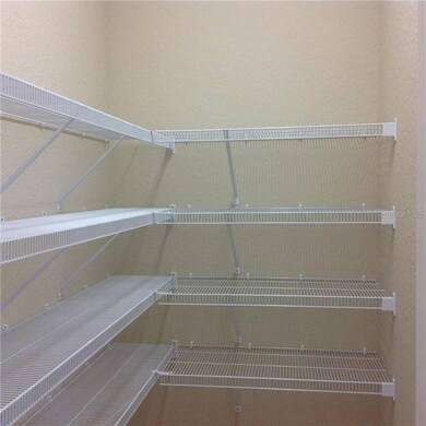 WALK IN PANTRY