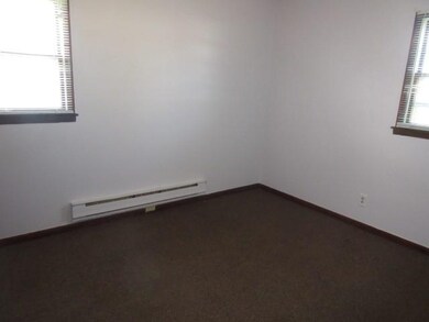 355 Clark St, Franklin, IN 46131 - photo 3