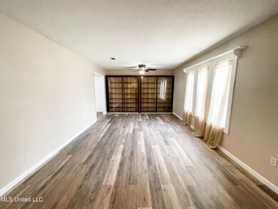 4010 Twin Oaks Ave, Pascagoula, MS 39581 - photo 2