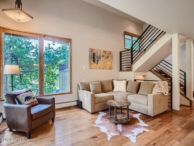 07 Living Room