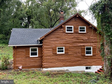 5825 Biscayne Dr, Alexandria, VA 22303 - photo 5