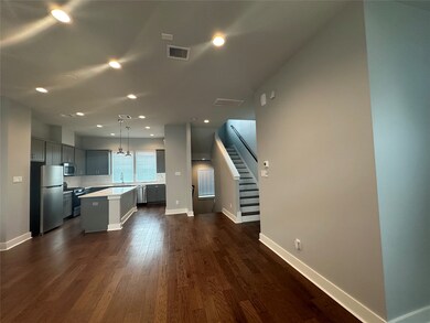 902 Martin St unit C, Houston, TX 77018 - photo 7