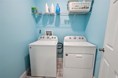 1595 Lexington Square SW, Vero Beach, FL 32962 - photo 5