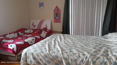 181 Skyline Dr, Staten Island, NY 10304 - photo 5