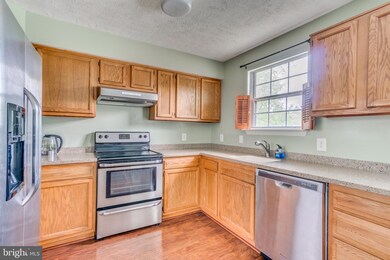 205 Eaton Ct, Stafford, VA 22554 - photo 6