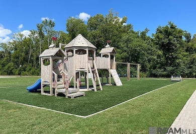 2844 Pointe-Marie Dr, Baton Rouge, LA 70820 - photo 5