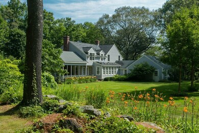 567 Strawberry Hill Rd, Concord, MA 01742 - photo 2