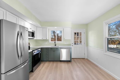 43 Stevens St, Hamden, CT 06517 - photo 6