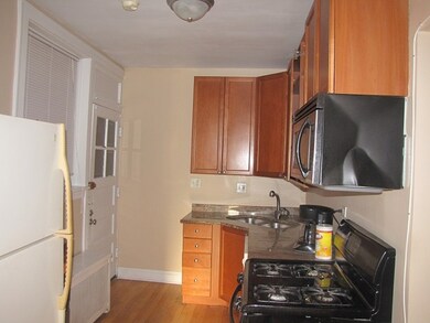 6318 N Mozart St, Chicago, IL 60659 - photo 4