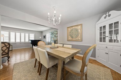 06-Dining Room