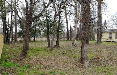 8115 Autumn Ln, Houston, TX 77016 - photo 6