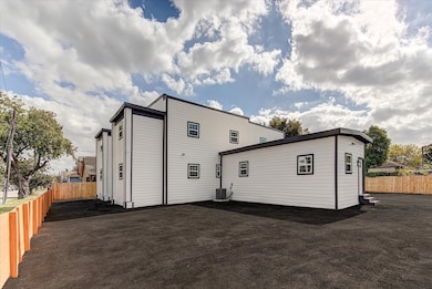 6608 Avenue O unit 5, Houston, TX 77011 - photo 6