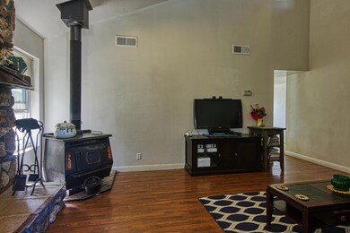 22421 McCarthy Dr Tehachapi CA-large-006
