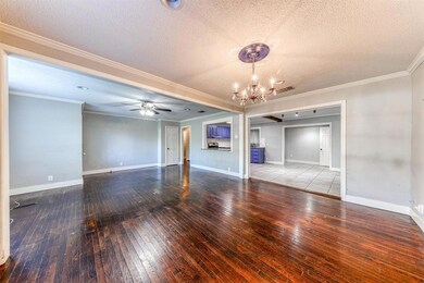 1232 S Brazos St, Weatherford, TX 76086 - photo 4