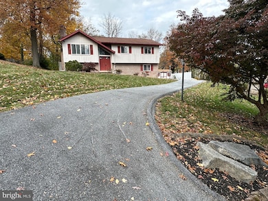 2776 Stevens Summit Dr, Columbia, PA 17512 - photo 3