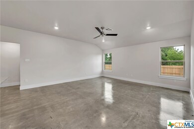 1018 Lexington Dr, Copperas Cove, TX 76522 - photo 5