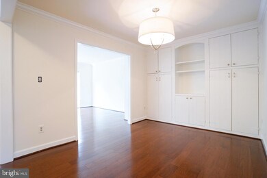 6856 Mclean Province Cir, Falls Church, VA 22043 - photo 6