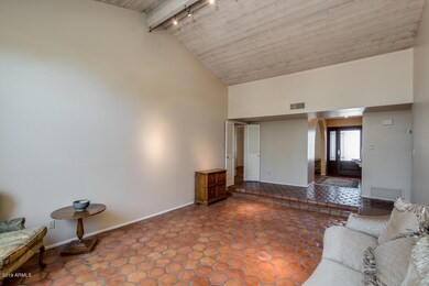 Formal Living Mescal-5
