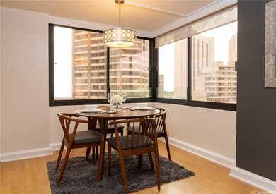 Windsor Condos unit 1404, Honolulu, HI 96815 - photo 4