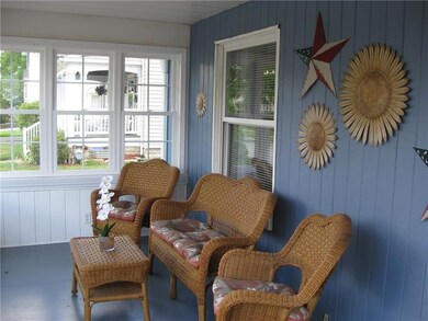 644 Maple St, Indiana, PA 15701 - photo 4