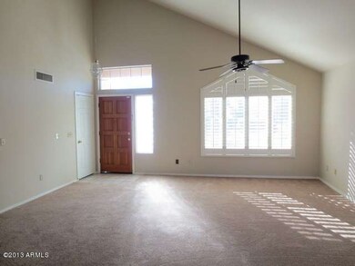 living room (3)