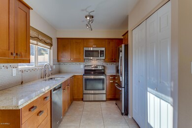 08_11209_N_108th_Pl_08_mls