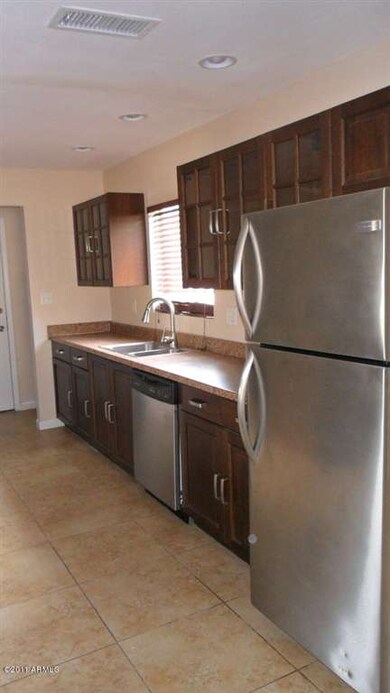 new stainless steel gourmet kitchen