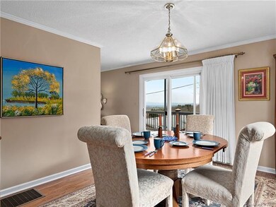 27 Fieldcrest Cir, Asheville, NC 28806 - photo 3