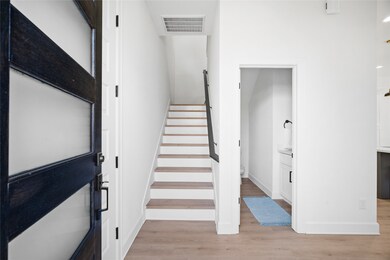 3702 Mount Pleasant St unit A, Houston, TX 77021 - photo 3