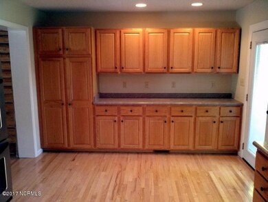 1300 Decatur Rd, Jacksonville, NC 28540 - photo 7