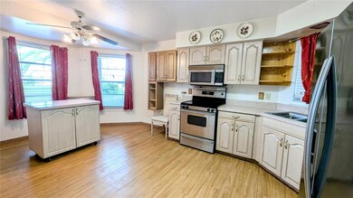 6385 Lolly Bay Loop NE, Winter Haven, FL 33881 - photo 6